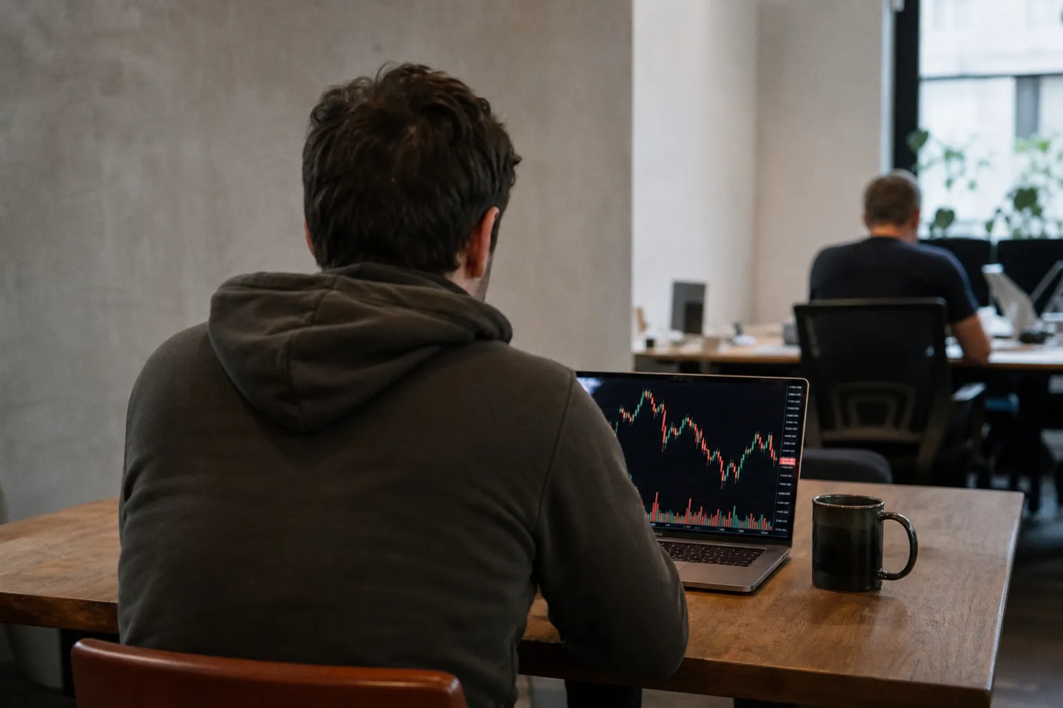 Bitcoin Price Faces Weak Momentum Despite Rare Power-Law Quantile Signal